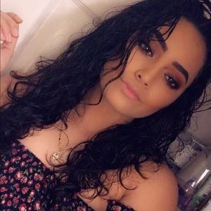 Meet your Posher, Brenda